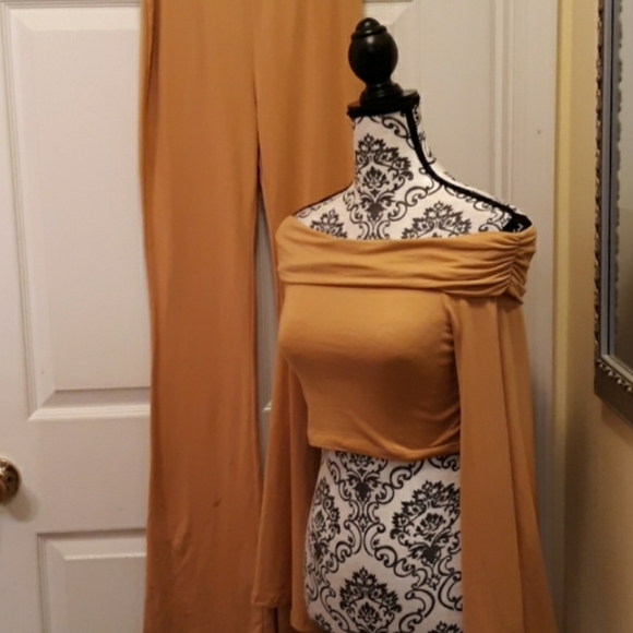 crop top pant set - Picture 10 of 11